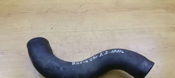 Toyota RAV 4 (XA30) Intercooler hose/pipe
