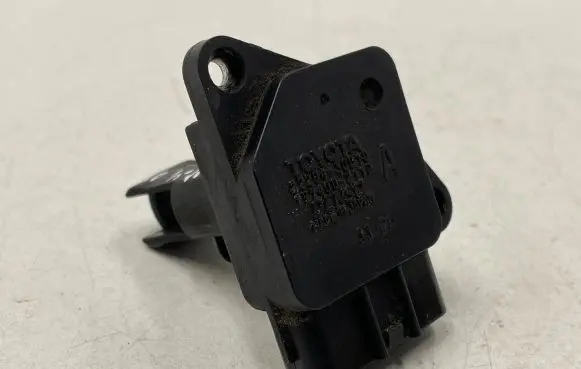 Toyota RAV 4 (XA30) Mass air flow meter 2220430010 1974002110 41J29