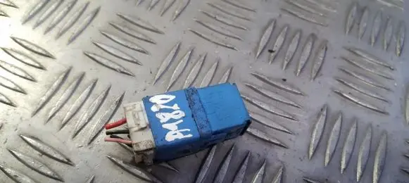 Nissan Primera Other relay 252309f920 4ra007813-03