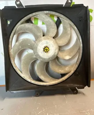 Toyota Avensis T220 Electric radiator cooling fan 0130104800