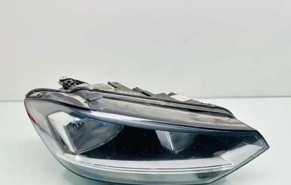Volkswagen Touran III Headlight/headlamp 5TB941006A