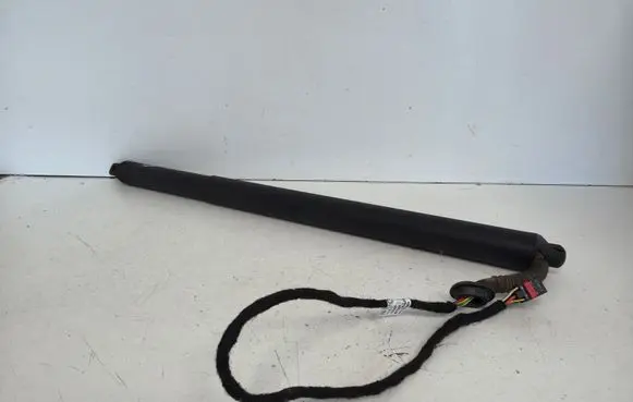 Audi Q3 8U Tailgate strut 8U082785108S
