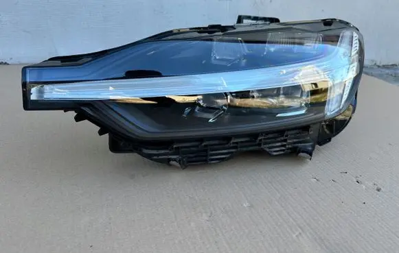 Volvo XC60 Headlight/headlamp