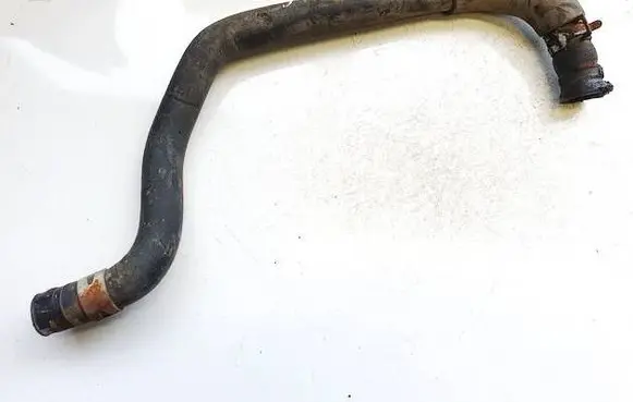 Toyota Avensis T220 Engine coolant pipe/hose