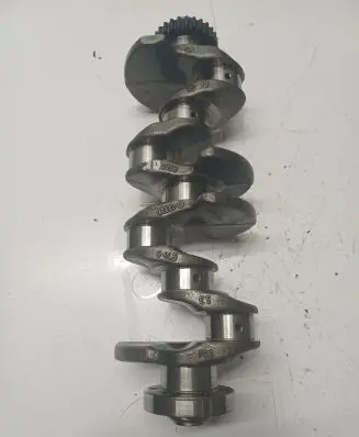 Volkswagen PASSAT B7 Crankshaft 04LB