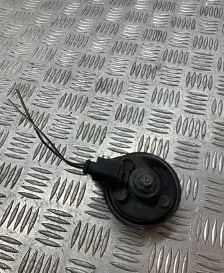 Volkswagen Golf VI Horn signal 8E0951223A