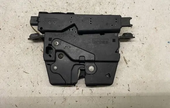 BMW 5 F10 F11 Tailgate/trunk/boot lock/catch/latch 918064105 51247191212
