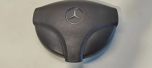 Mercedes-Benz A W168 Steering wheel airbag cover YP1LY91DBTD