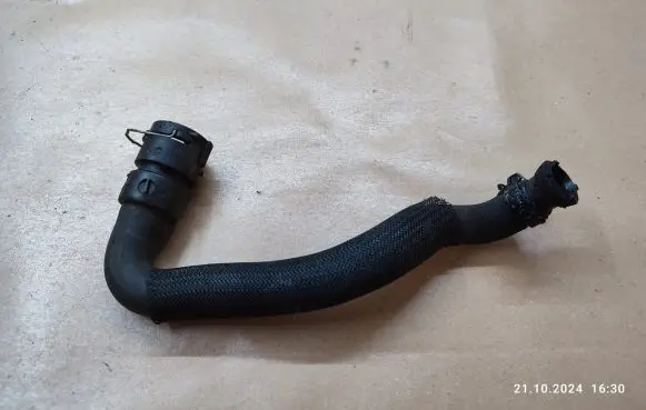 Volvo XC60 Engine coolant pipe/hose S0000379