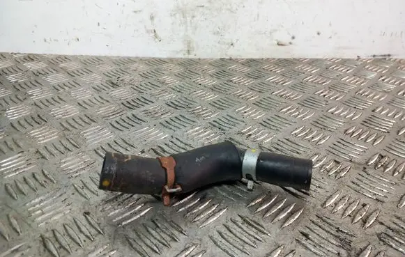 KIA Sorento Engine coolant pipe/hose