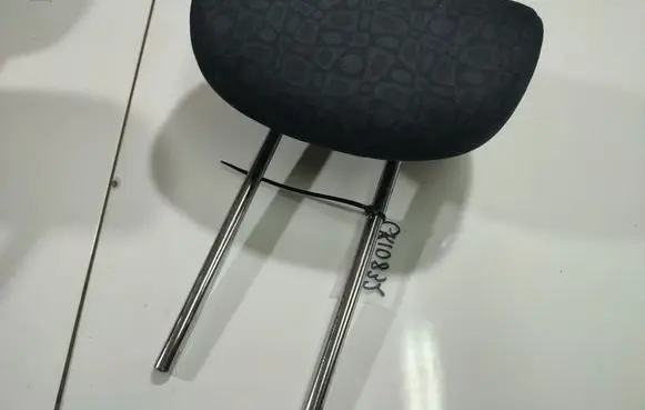 Honda FR-V Front seat headrest 