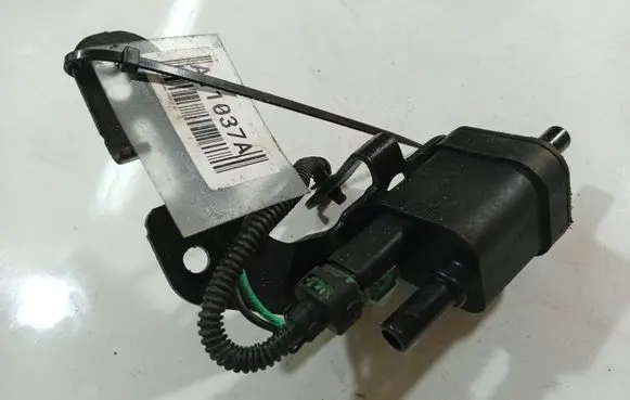 Renault Laguna III Turbo solenoid valve 6790887050