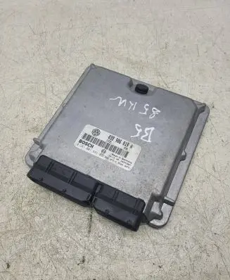 Volkswagen PASSAT B5 Engine control unit/module 038906019A