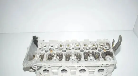 BMW 3 F30 F35 F31 Engine head 