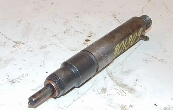 Volkswagen Caddy Fuel injector 028130202R 0432193683