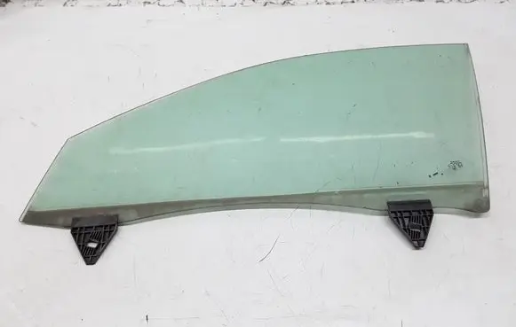 Seat Exeo (3R) Front door window glass four-door 43R001025