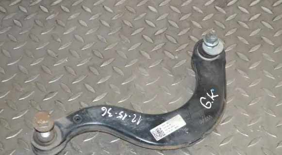 Volkswagen Golf VII Rear upper control arm/wishbone 5Q0505323D