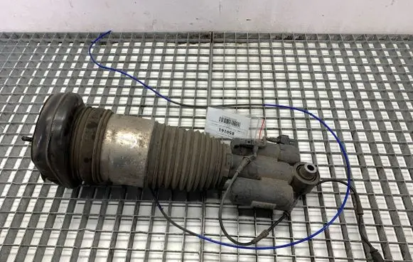 BMW 5 G30 G31 G38 Rear shock absorber/damper 7668828