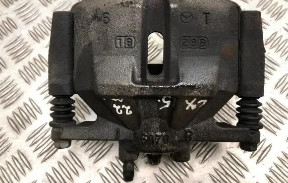 Mazda CX-5 II Front brake caliper