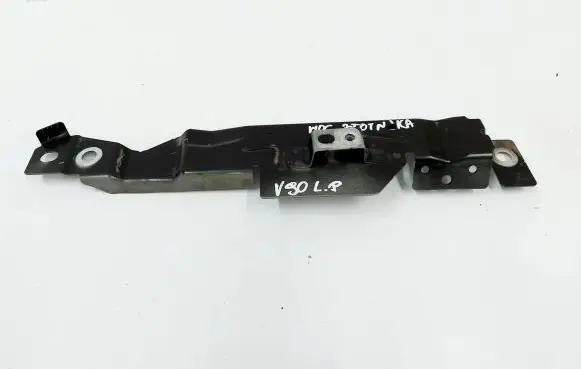 Volvo S90, V90 Fender mounting bracket