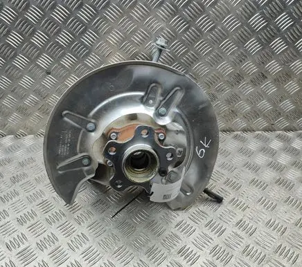 BMW X6 G06 Rear wheel hub 6899153 6890073