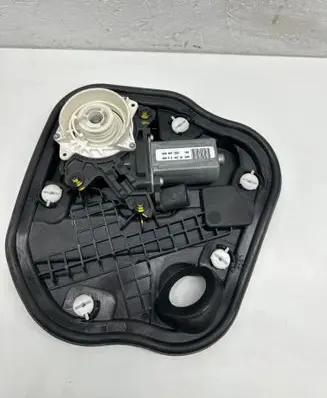 Audi A7 S7 4G Front door soft close latching motor 4G8837003