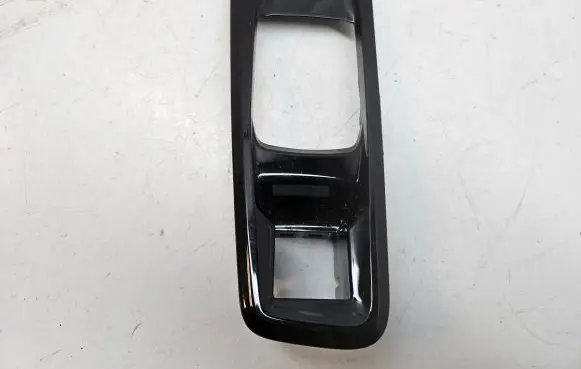 Citroen C5 Aircross Handbrake trim 9817142677