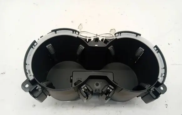 Audi A4 S4 B9 Cup holder front 8W0862533B 82918002 862533AB
