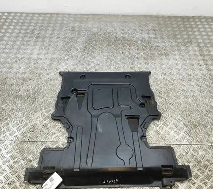 Mercedes-Benz GLE W167 Engine splash shield/under tray A1675200700 A1675200100
