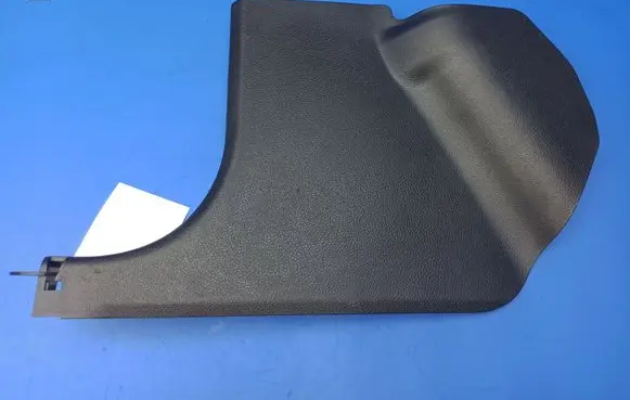 Mercedes-Benz C W204 Foot area side trim A2046881006 50511