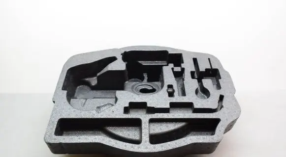 Maserati Levante Other trunk/boot trim element 670100603