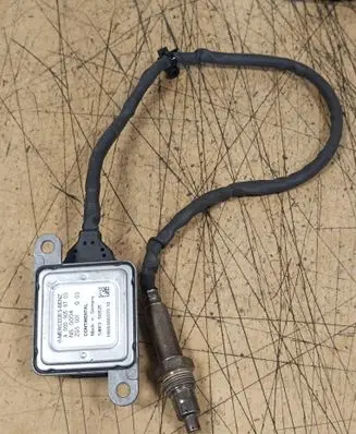 Mercedes-Benz E W212 Lambda probe sensor A0009059703