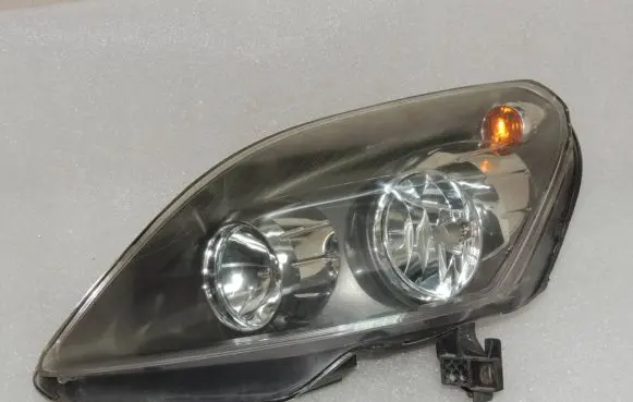 Opel Zafira B Headlight/headlamp 93192443 13260844