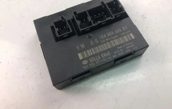 Skoda Octavia Mk2 (1Z) Other control units/modules 1K0959433BT