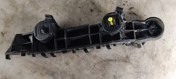 Nissan Qashqai J12 Front bumper mounting bracket 622236UA0A