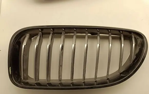 BMW 6 F06 Gran coupe Front bumper upper radiator grill 7212849 10627110