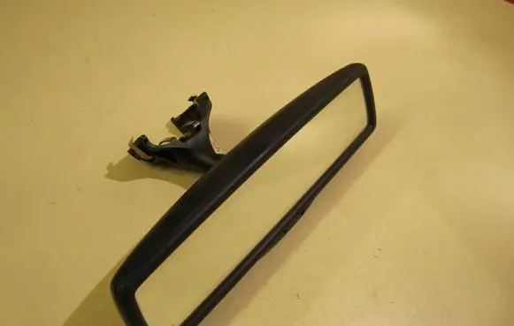 Volkswagen Golf V Rear view mirror (interior) 1K0857511