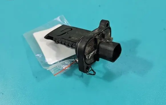 Suzuki Swift II Mass air flow meter 0280218265 IMPRK1563847