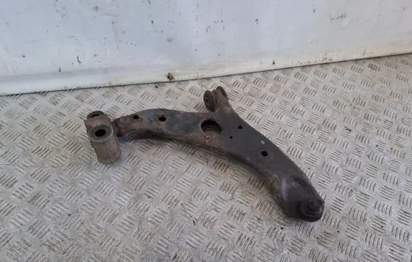 Front lower control arm/wishbone