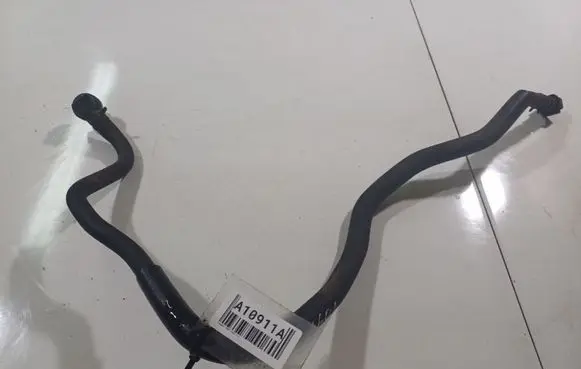 Peugeot 4007 Engine coolant pipe/hose