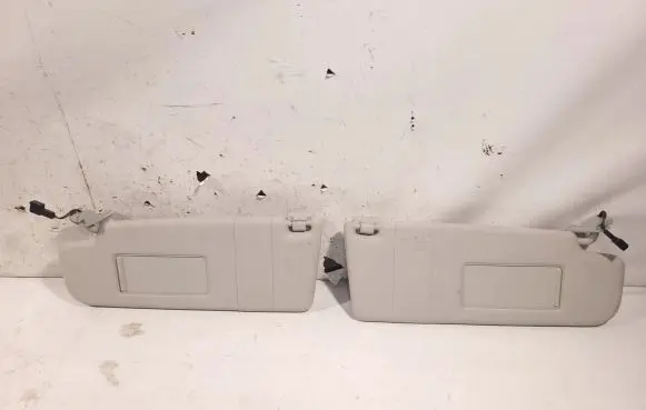 Volkswagen Golf Plus Sun visor 1K0857551N 1K0857552K