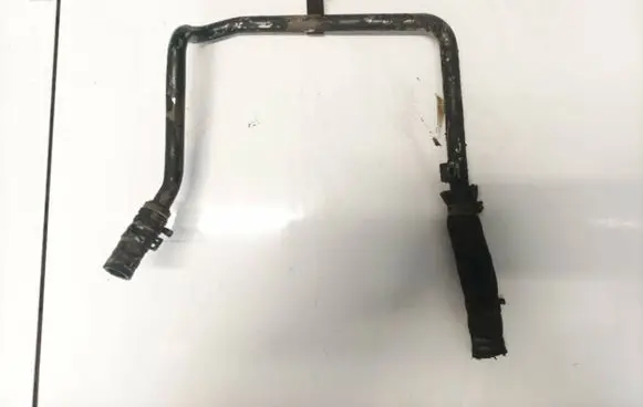 Audi A4 S4 B7 8E 8H Engine coolant pipe/hose 059121065l