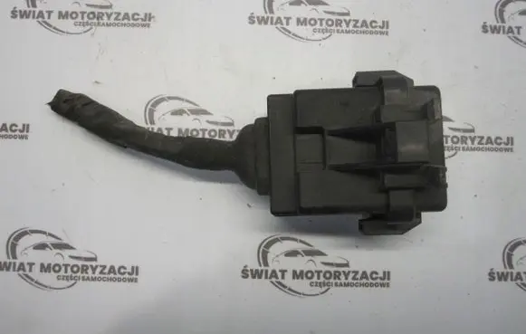 Audi A1 Glow plug pre-heat relay 8X0124002