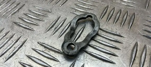 Volvo XC60 Fuel Injector clamp holder 