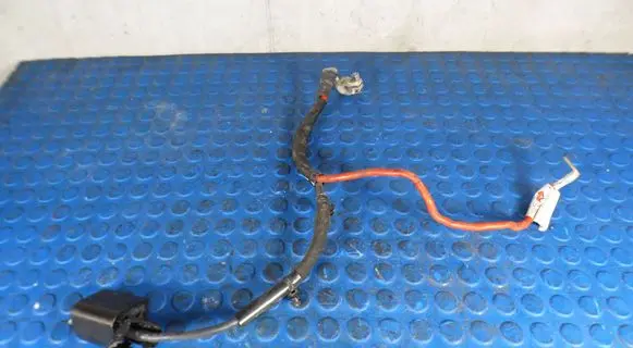 Volkswagen PASSAT B8 Positive cable (battery) 5Q0971228AB