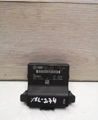 Audi A3 S3 8P Gateway control module 1K0907530D 1K0907951