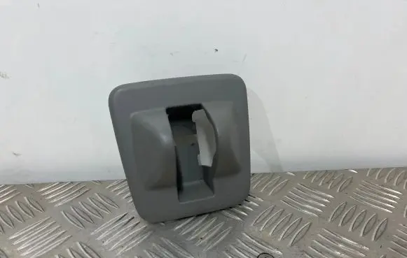 Audi Q7 4M Rear seat rail trim cover 4M0883687B