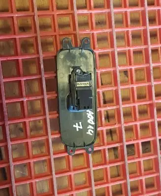 Volvo V60 Electric window control switch 31394850