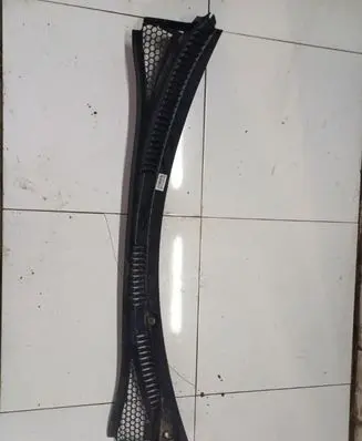 Citroen DS3 Wiper trim 9684150580