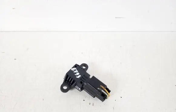 Volvo V40 Airbag deployment crash/impact sensor 31360986